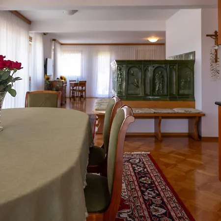 House Anika Holiday home
