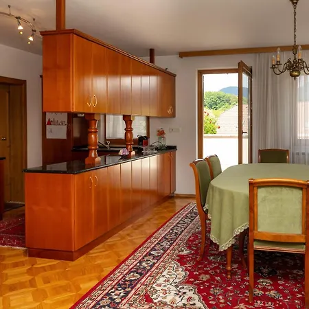 Premium House Anika *