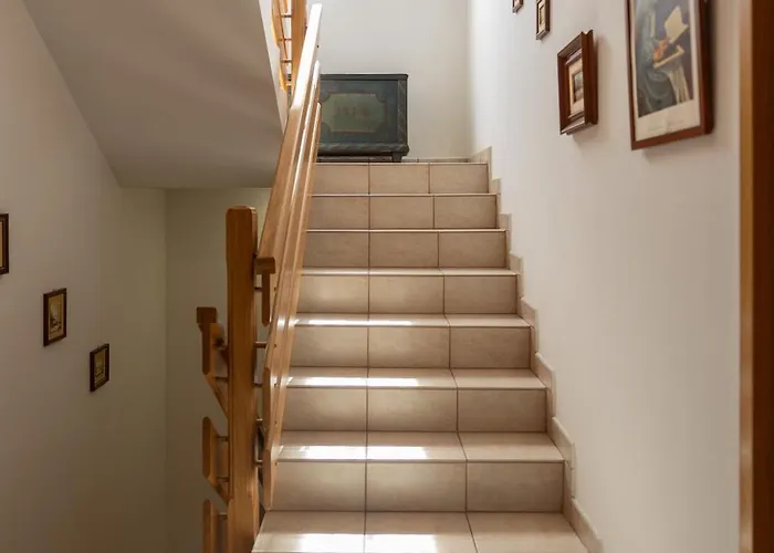 Premium House Anika *